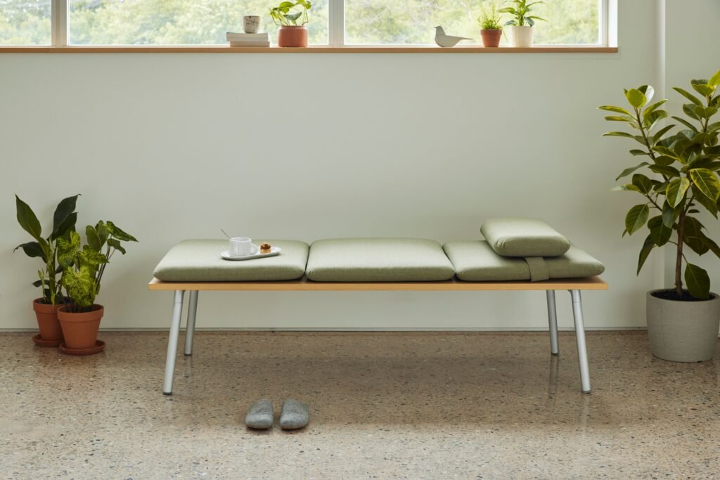 Poufs & Benches
