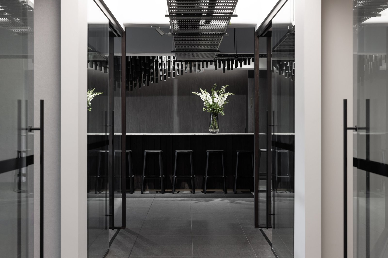 Workspace setting with TOOU furniture, image 3