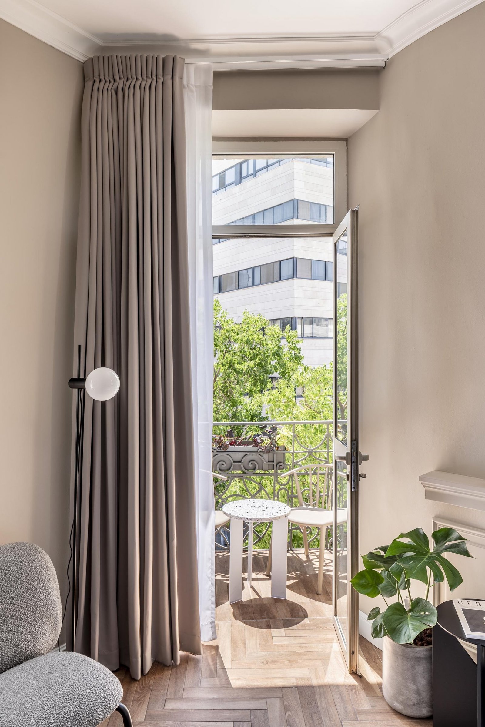 Hospitality furniture setting