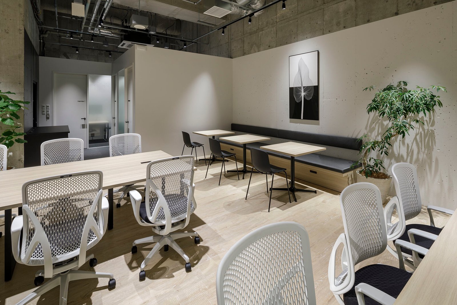 Education setting with TOOU furniture, image 6