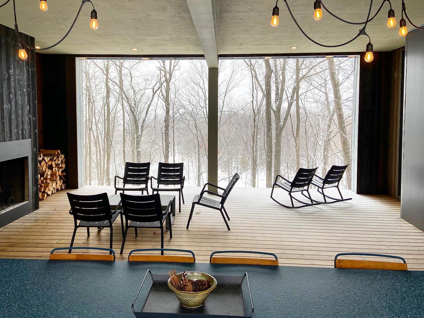 Residential/Multi-Housing setting with TOOU furniture, image 4
