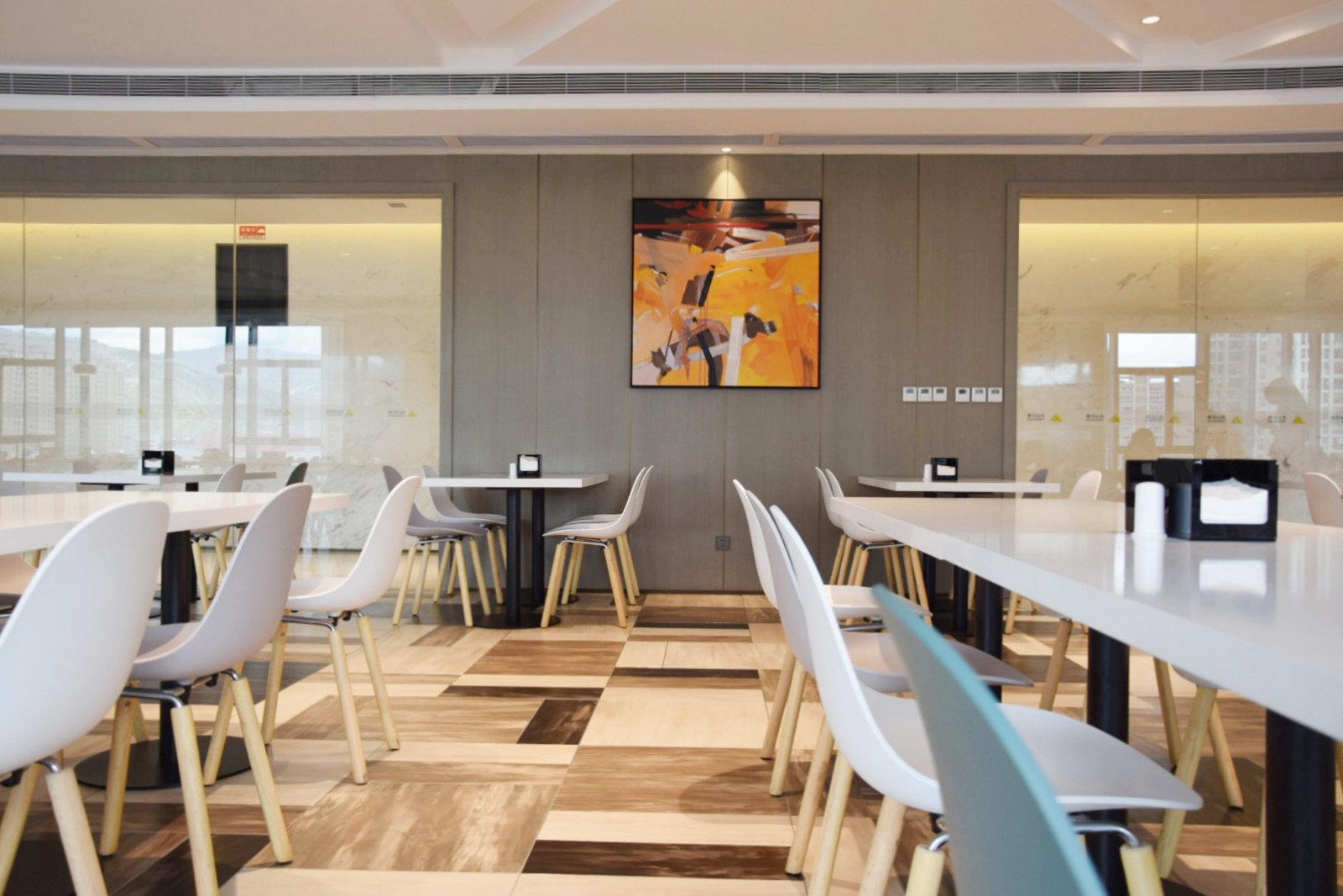 Workspace setting with TOOU furniture, image 3