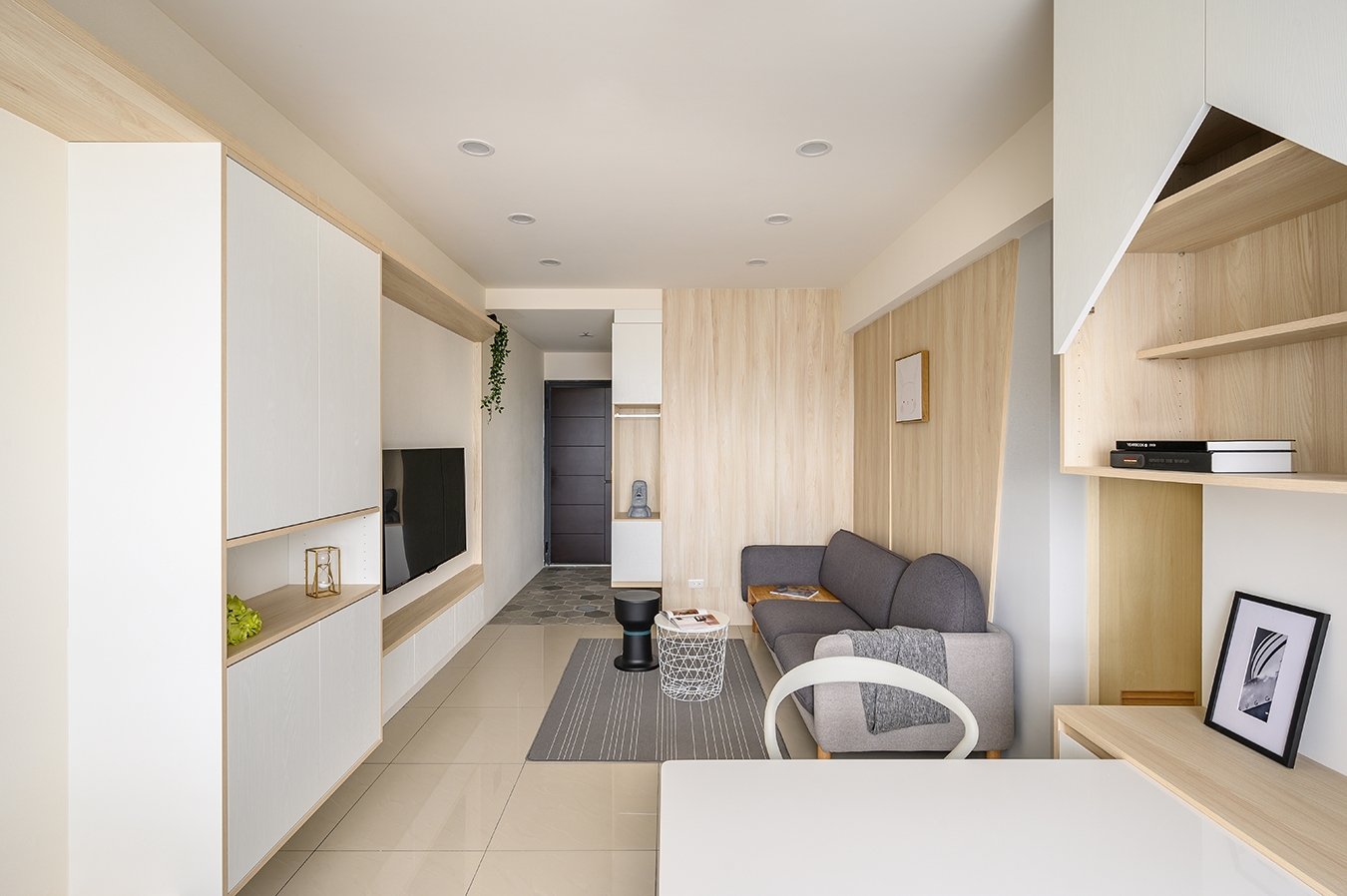 Residential/Multi-Housing setting with TOOU furniture, image 3