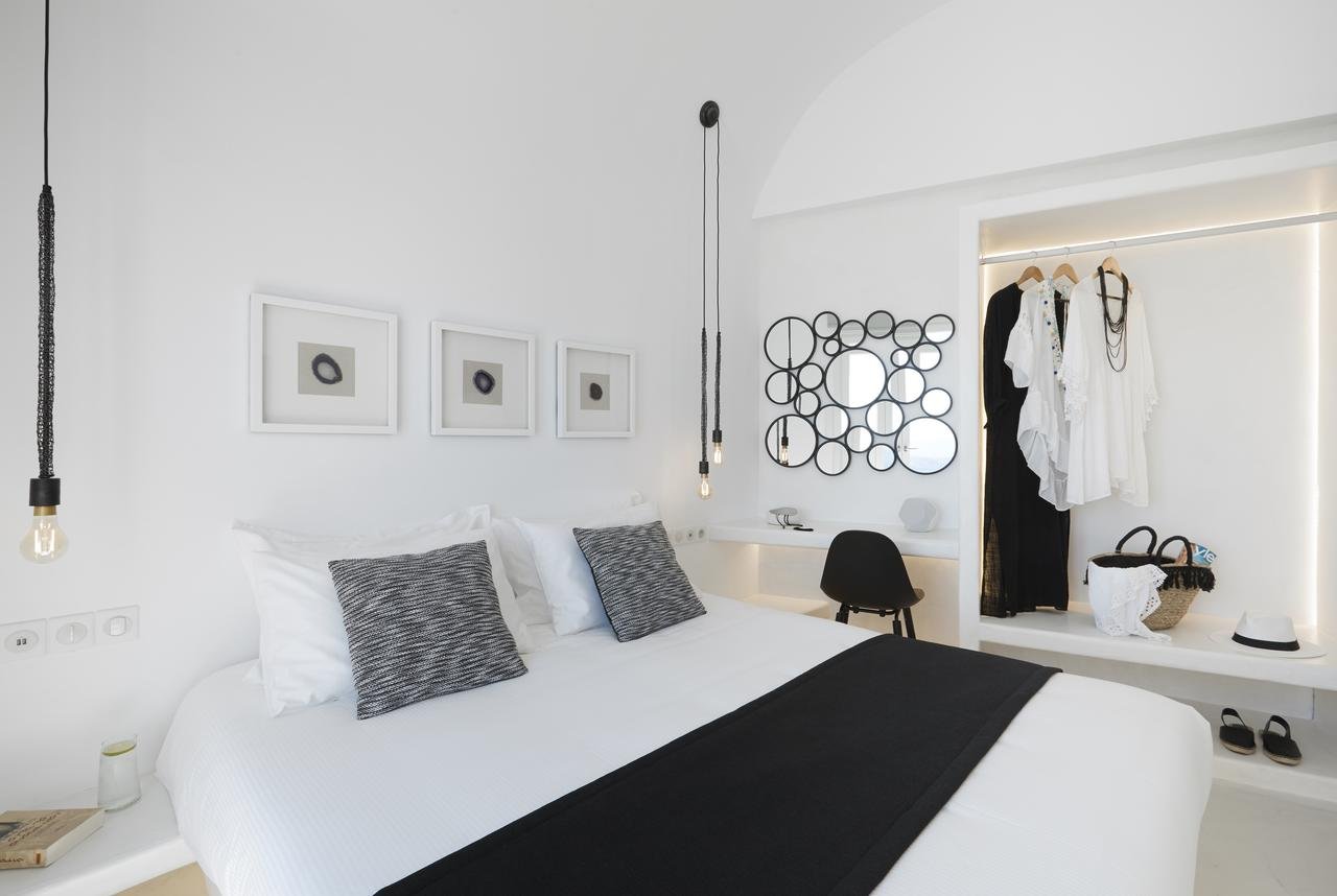 Hospitality setting with TOOU furniture, image 7