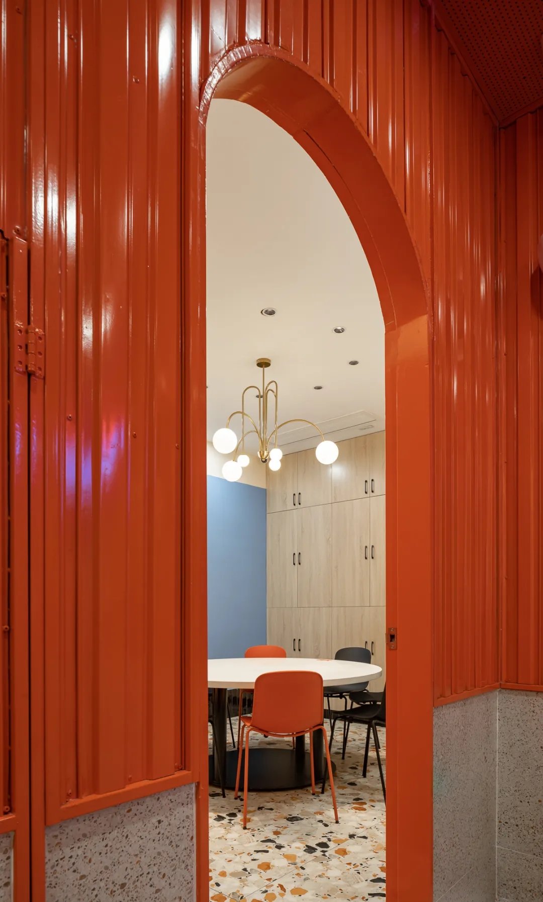 Hospitality setting with TOOU furniture, image 13