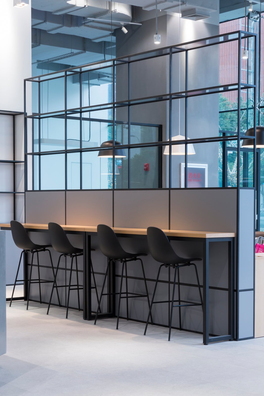 Workspace setting with TOOU furniture, image 7